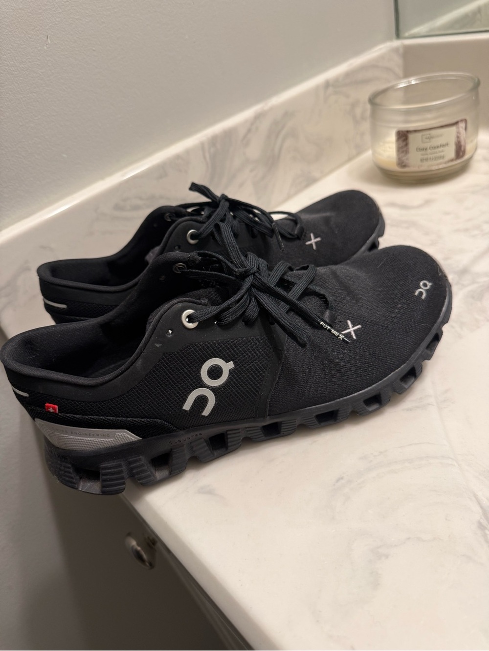 On Cloud Running Shoes — Black